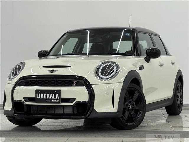 2022 BMW MINI