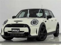 2022 BMW MINI