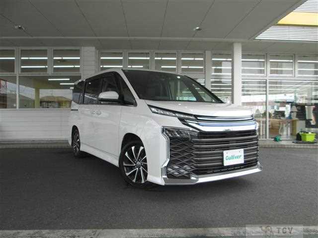 2023 Toyota Voxy