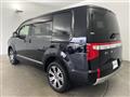 2019 Mitsubishi Delica D5
