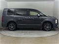 2024 Mitsubishi Delica D5