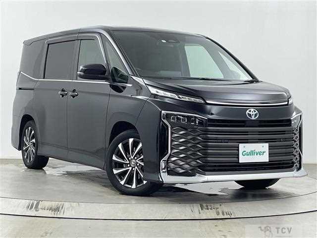 2023 Toyota Voxy