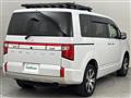 2022 Mitsubishi Delica D5