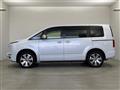 2022 Mitsubishi Delica D5
