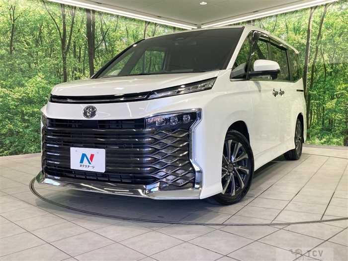 2025 Toyota Voxy