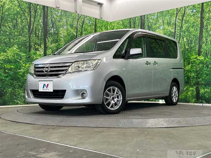 2011 Nissan Serena