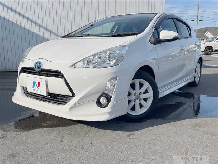 2016 Toyota AQUA