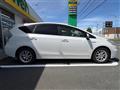 2013 Toyota PRIUS α