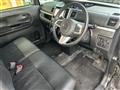 2017 Daihatsu Tanto