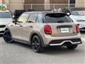 2022 BMW MINI