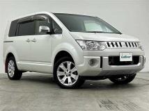 2016 Mitsubishi Delica D5