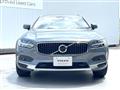 2022 Volvo V90