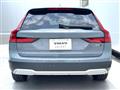2022 Volvo V90