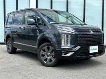 2022 Mitsubishi Delica D5