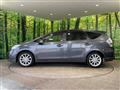 2013 Toyota PRIUS α
