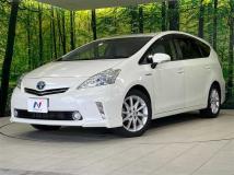 2012 Toyota PRIUS α