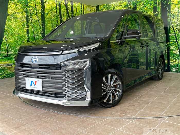 2023 Toyota Voxy
