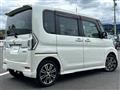 2017 Daihatsu Tanto