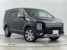 2021 Mitsubishi Delica D5