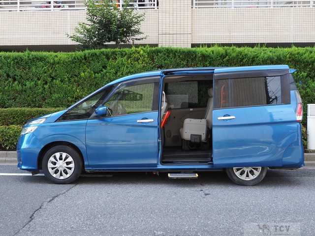 2017 Nissan Serena