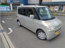 2004 Daihatsu Tanto