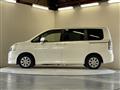 2012 Toyota Voxy