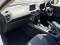 2014 Mazda Axela