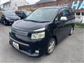 2010 Toyota Voxy