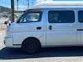 2004 Nissan Caravan Van