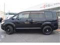 2010 Mitsubishi Delica D5