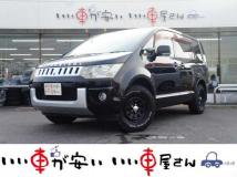 2010 Mitsubishi Delica D5
