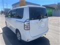 2013 Toyota Voxy