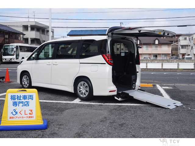 2025 Toyota Noah