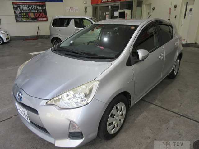 2012 Toyota AQUA
