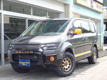 2017 Mitsubishi Delica D5