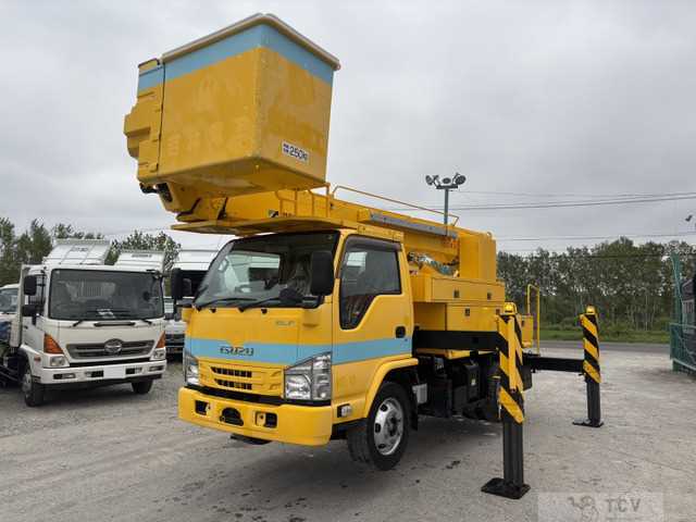 2015 Isuzu Isuzu Others