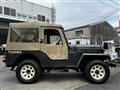 1993 Mitsubishi Jeep