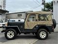 1993 Mitsubishi Jeep