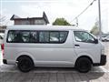 2005 Toyota Hiace Wagon
