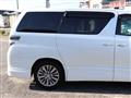 2012 Toyota Vellfire