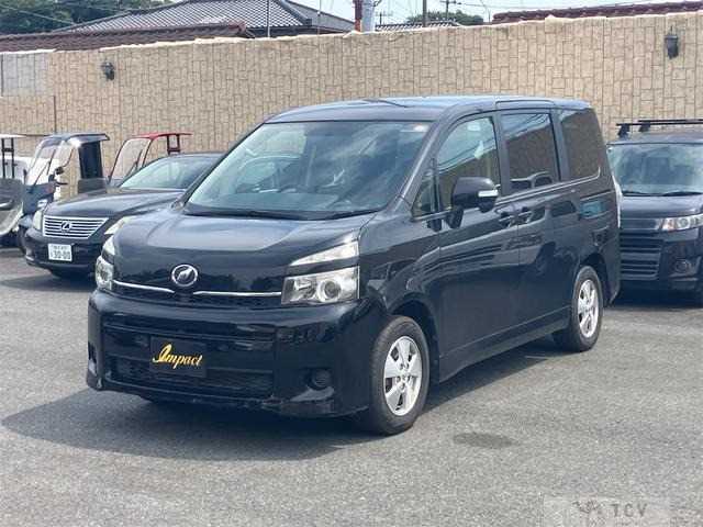 2012 Toyota Voxy