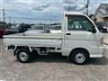 2002 Daihatsu Hijet Truck
