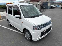 2012 Mitsubishi Toppo
