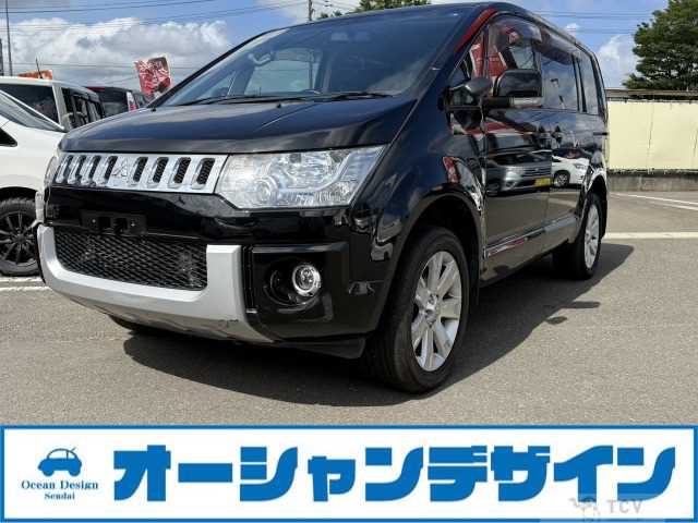 2014 Mitsubishi Delica D5