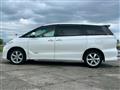 2009 Toyota Estima Hybrid