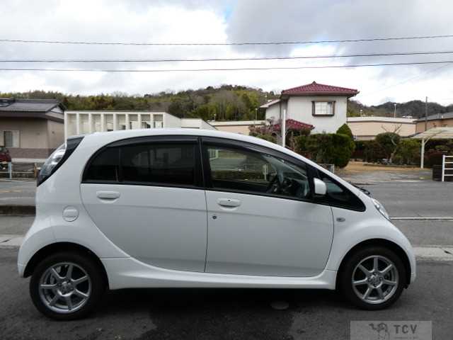 2020 Mitsubishi i-MiEV