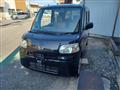 2010 Daihatsu Tanto