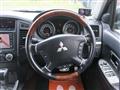2010 Mitsubishi Pajero