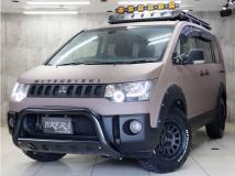 2012 Mitsubishi Delica D5