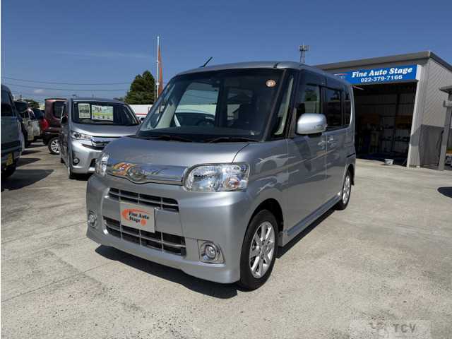 2012 Daihatsu Tanto